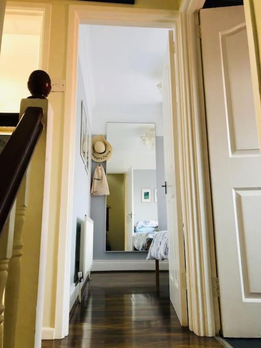 Cosy Two Bed Terraced House 7Min Drive From City Belfast Exteriér fotografie