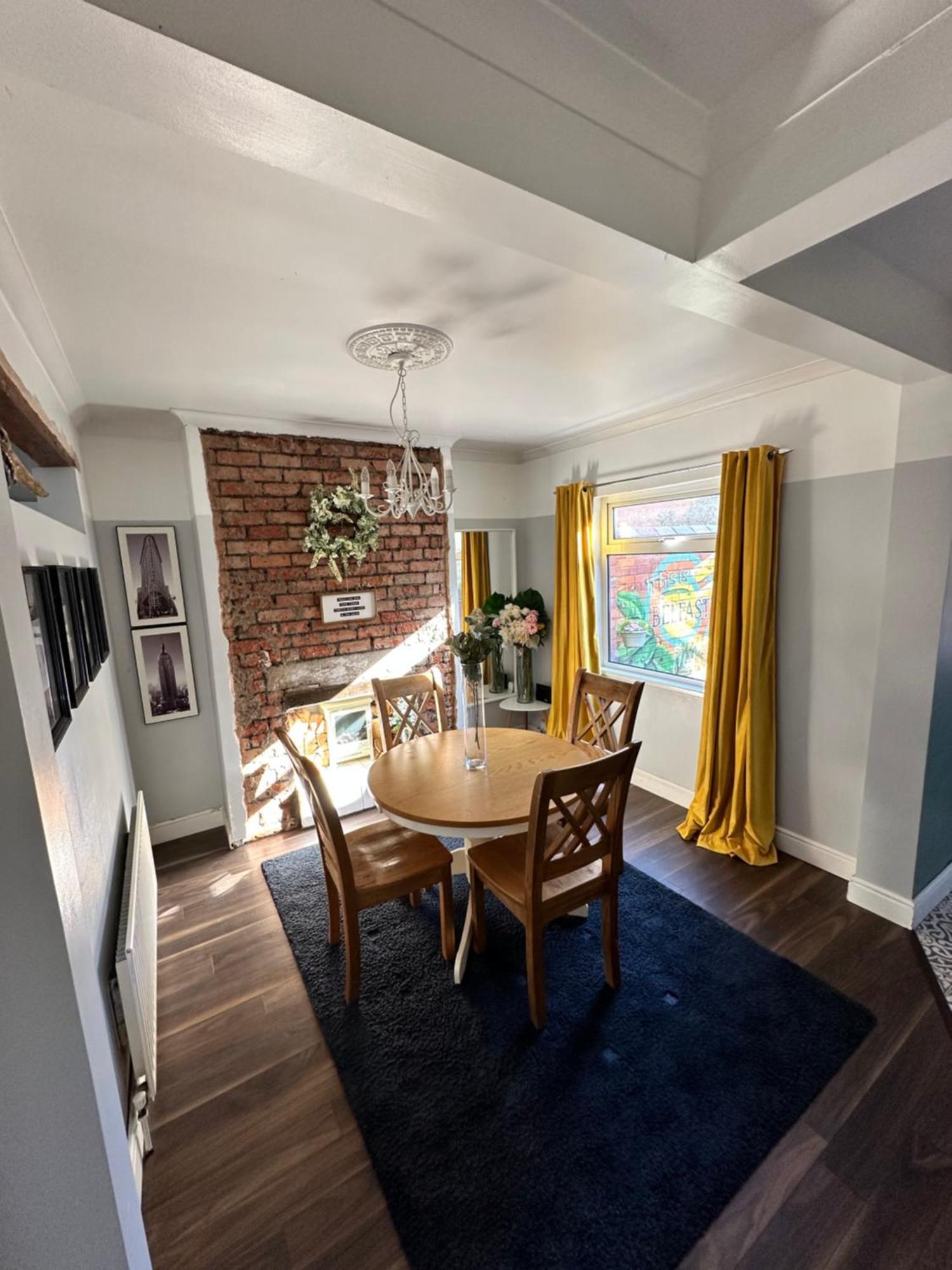 Cosy Two Bed Terraced House 7Min Drive From City Belfast Exteriér fotografie